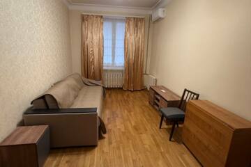 2-к квартира, 46 м², 1/3 эт.