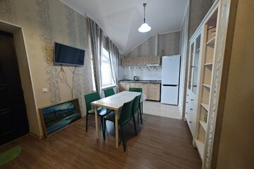 Часть дома, 75 м², 2 эт.