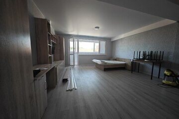 Студия, 40 м², 1/3 эт.