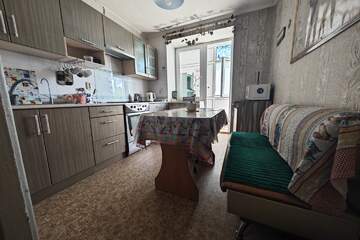 2-к квартира, 60 м², 5/5 эт.