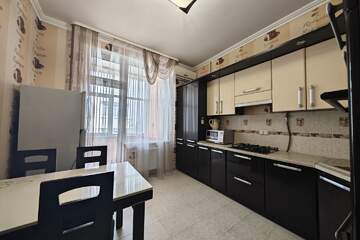 1-к квартира, 48 м², 2/5 эт.