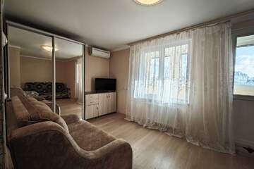 1-к квартира, 38 м², 2/10 эт.