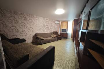 1-к квартира, 40 м², 1/5 эт.